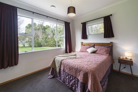 Photo of property in 25 Te Arakura Road, Feilding, 4775