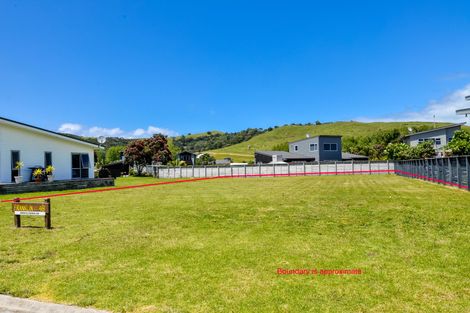 Photo of property in 20 Taumata Road, Omaha, 0986