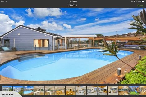 Photo of property in 21 Glen Vista Place, Bayview, Auckland, 0629