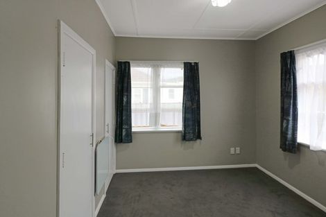 Photo of property in 2/28 Hall Crescent, Epuni, Lower Hutt, 5011