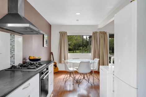 Photo of property in 2952 Eltham Road, Opunake, 4682