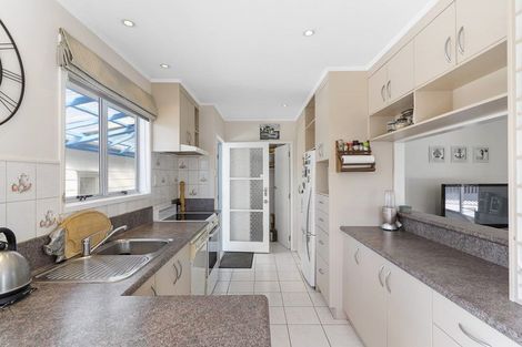 Photo of property in 118 Aberdeen Place, Whangamata, 3620