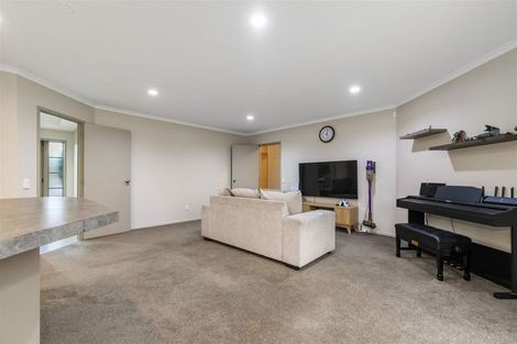 Photo of property in 99 Barrington Drive, Huntington, Hamilton, 3210