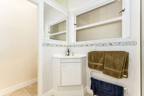 Photo of property in 3 Rawhiti Terrace, Kelburn, Wellington, 6012