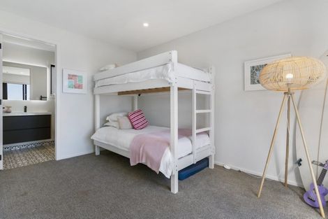 Photo of property in 24 Dolphin Drive, Whiritoa, Whangamata, 3691