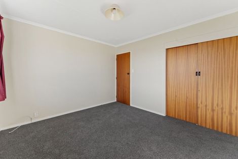 Photo of property in 24 Hillcrest Drive, Kelvin Grove, Palmerston North, 4414