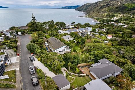 Photo of property in 12 Haunui Road, Pukerua Bay, 5026