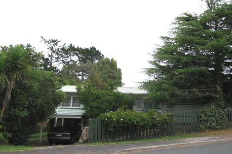 Photo of property in 49 Saffron Street, Birkdale, Auckland, 0626