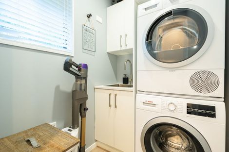 Photo of property in 35 Kairimu Street, Stokes Valley, Lower Hutt, 5019