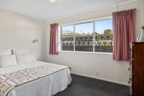 Photo of property in 5a Webster Street, Westown, New Plymouth, 4310