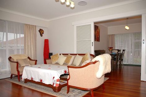 Photo of property in 65 Cardiff Road, Pakuranga, Auckland, 2010