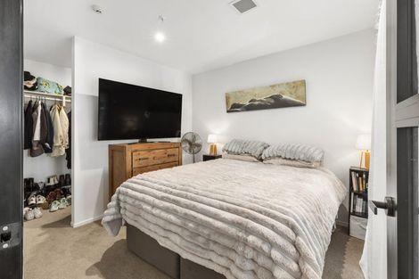 Photo of property in 202/2 Onepu Road, Kilbirnie, Wellington, 6022