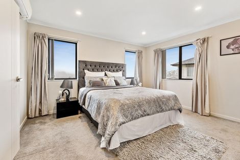 Photo of property in 9 Mettam Drive, Swanson, Auckland, 0614