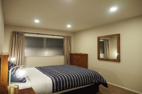 Photo of property in 8 Amner Place, Bluff Hill, Napier, 4110