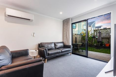 Photo of property in 16 Houhora Street, Westgate, Auckland, 0814