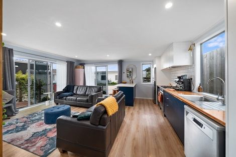 Photo of property in 17b Tuki Street, Titahi Bay, Porirua, 5022