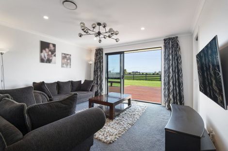 Photo of property in 36 Nannestads Line, Bunnythorpe, Palmerston North, 4775