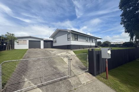 Photo of property in 1 Heathberry Close, Papatoetoe, Auckland, 2025