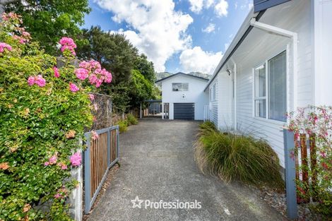 Photo of property in 5 Venetia Way, Totara Park, Upper Hutt, 5018