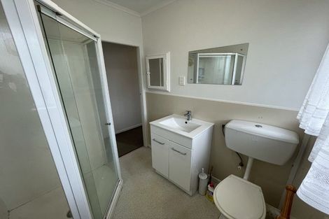 Photo of property in 26 West Coast Road, Glen Eden, Auckland, 0602