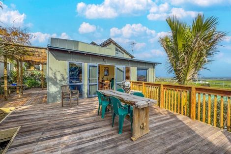 Photo of property in 219 Waikiekie Road, Thames, 3500