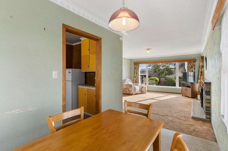 Photo of property in 201 Chivalry Road, Glenfield, Auckland, 0629