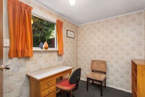 Photo of property in 2/427 Memorial Avenue, Burnside, Christchurch, 8053