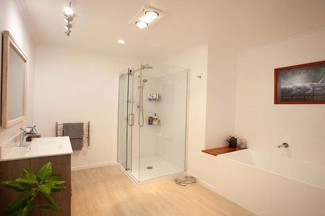 Photo of property in 7 Te Whena Place, Waitara, 4320