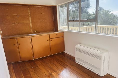 Photo of property in 35 Miro Road, Palm Beach, Waiheke Island, 1081