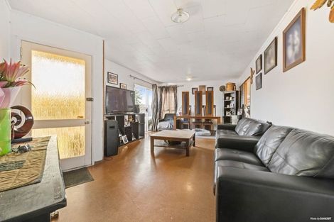 Photo of property in 7 Astral Place, Clover Park, Auckland, 2019