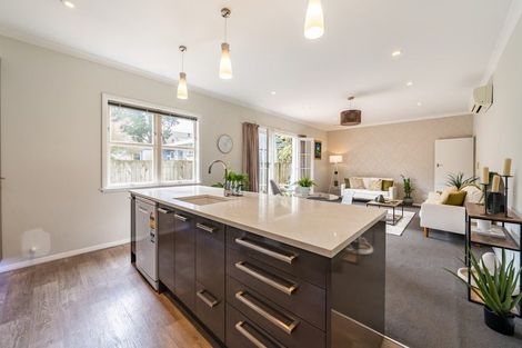 Photo of property in 2 Wood Street, Wallaceville, Upper Hutt, 5018