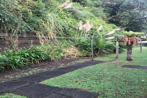 Photo of property in 4/2b Queensway, Three Kings, Auckland, 1024