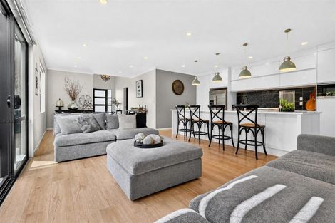 Photo of property in 16 Riverhead Point Drive, Riverhead, 0820