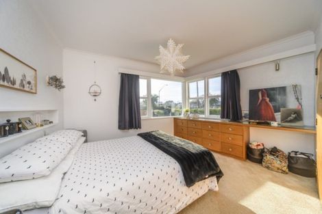 Photo of property in 98a Limbrick Street, Terrace End, Palmerston North, 4410