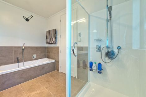 Photo of property in 36 Kokako Rise, Papakura, 2110