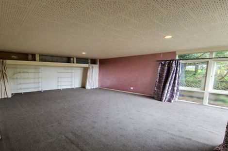 Photo of property in 16 De Val Drive, Titirangi, Auckland, 0604