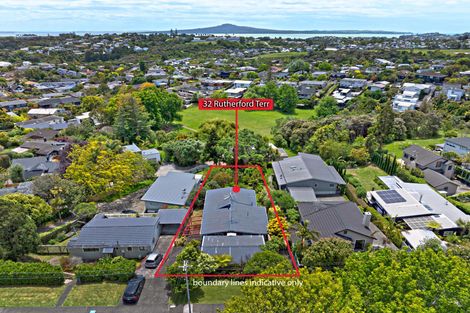 Photo of property in 32 Rutherford Terrace, Meadowbank, Auckland, 1072