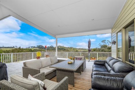 Photo of property in 15 Tikitiki Lane, Russell, 0272