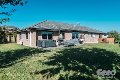 Photo of property in 6 Castleton Way, Flagstaff, Hamilton, 3210