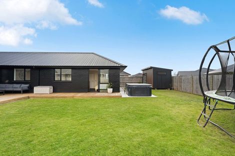 Photo of property in 37 Ruru Street, Cambridge, 3434