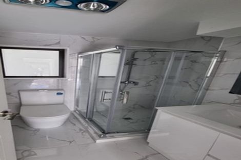 Photo of property in 425f Great South Road, Opaheke, Papakura, 2113