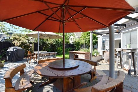 Photo of property in 28 Witbrock Crescent, Burnside, Christchurch, 8053