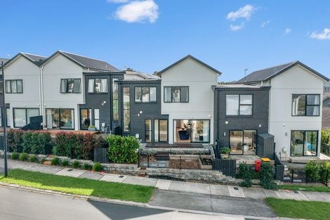 Photo of property in 7b Podgora Avenue, Kumeu, 0810