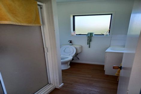 Photo of property in 45 Gatman Street, Birkdale, Auckland, 0626