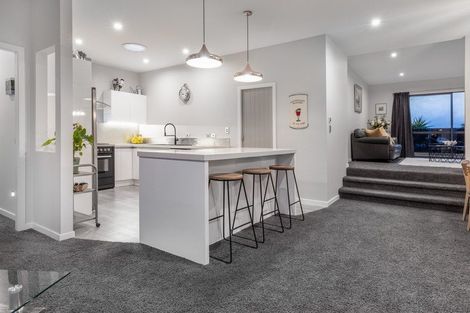 Photo of property in 154 Endeavour Drive, Whitby, Porirua, 5024