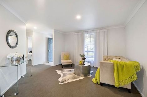 Photo of property in 49 Bluebird Crescent, Unsworth Heights, Auckland, 0632