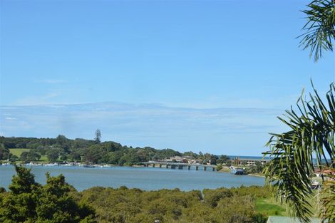 Photo of property in 56 Tahuna Road, Paihia, 0200