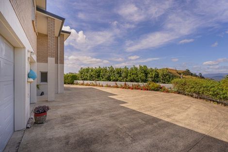 Photo of property in 16 Ohuka Place, Whitianga, 3510