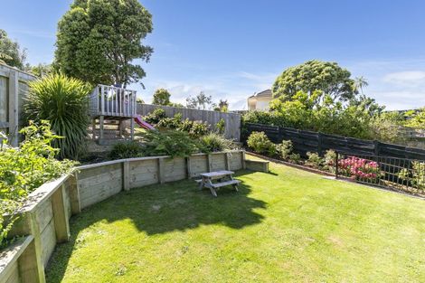 Photo of property in 35 Hudson Street, Island Bay, Wellington, 6023