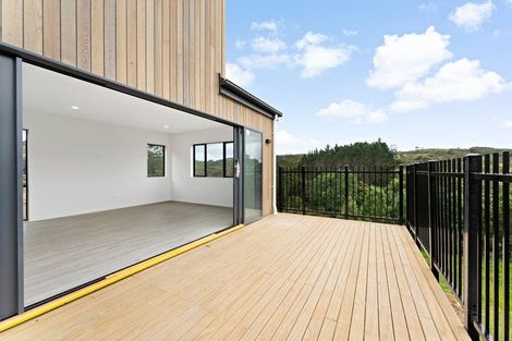 Photo of property in 27 Kotuitui Drive, Wainui, 0992